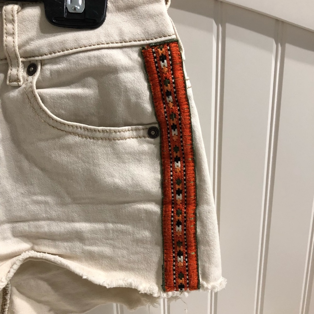 Pacsun Jean Shorts - Picture 2 of 4